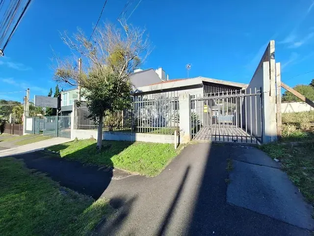 Casa com 121m², para alugar, no bairro Boa Vista em Curitiba