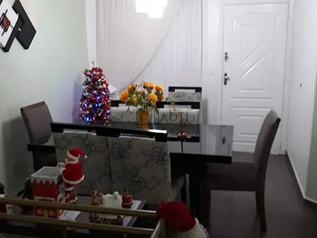 Casa 3 quartos e 1 banheiro, à venda, no bairro Vila Suissa em Mogi das Cruzes