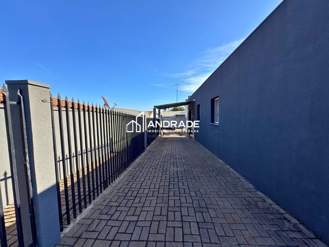 Casa com 560m² 9 quartos e 9 banheiros, à venda, no bairro Jardim Trabalhista em Apucarana
