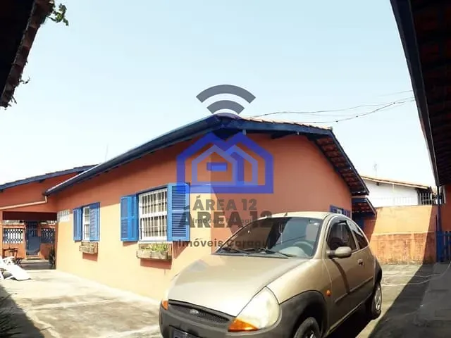 Casa com 300m² 5 quartos e 3 banheiros, à venda, no bairro Indaiá em Caraguatatuba