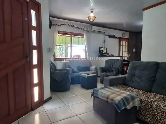 Casa com 484m² 3 quartos e 1 banheiro, à venda, no bairro Parque Granja Esperança em Cachoeirinha