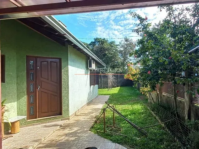 Casa com 484m² 3 quartos e 1 banheiro, à venda, no bairro Parque Granja Esperança em Cachoeirinha