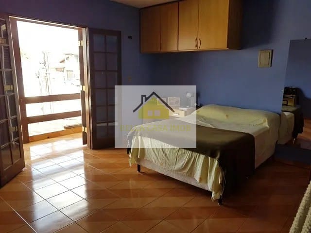 Casa à venda com 4 quartos, 214m² - Foto 10