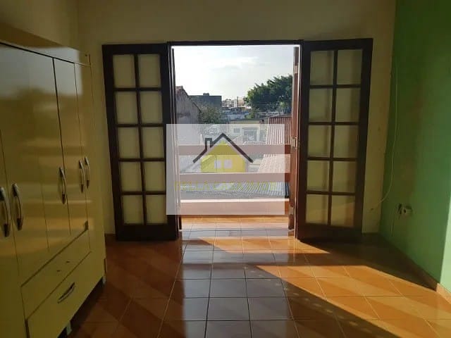 Casa à venda com 4 quartos, 214m² - Foto 13