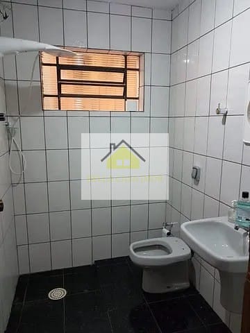 Casa à venda com 4 quartos, 214m² - Foto 14