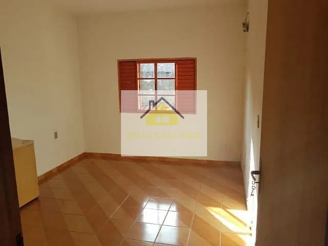 Casa à venda com 4 quartos, 214m² - Foto 7