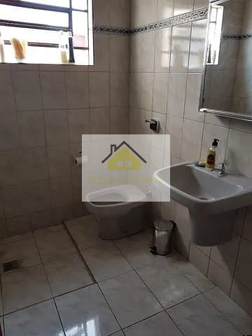 Casa à venda com 4 quartos, 214m² - Foto 8