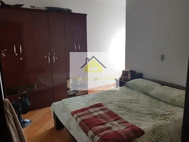 Casa à venda com 4 quartos, 214m² - Foto 9