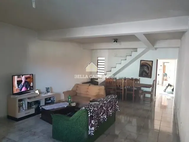 Casa com 214m² 4 quartos e 3 banheiros, à venda, no bairro Jardim Zulmira em Sorocaba