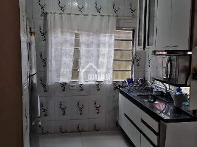 Casa com 122m² 3 quartos e 1 banheiro, à venda, no bairro Jardim Brasil II em Guarujá
