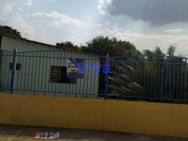 Casa com 103m² 2 quartos e 1 banheiro, à venda, no bairro Amin Camargo em Goiânia