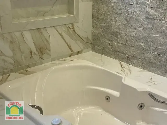 Casa com 390m² 3 quartos e 3 banheiros, à venda, no bairro Anápolis City em Anápolis