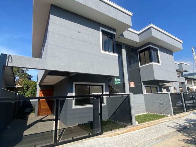 Casa com 130m² 3 quartos e 4 banheiros, à venda, no bairro Ingleses do Rio Vermelho em Florianópolis