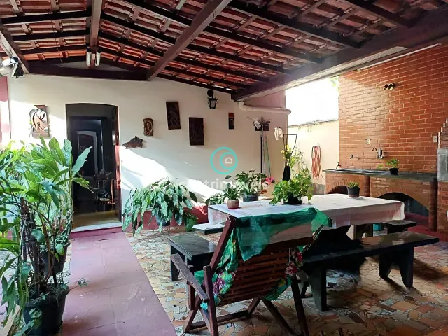 Casa com 300m² 3 quartos e 3 banheiros, à venda, no bairro Taquara em Rio de Janeiro