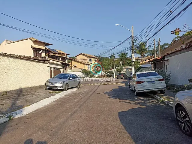 Casa com 300m² 3 quartos e 3 banheiros, à venda, no bairro Taquara em Rio de Janeiro