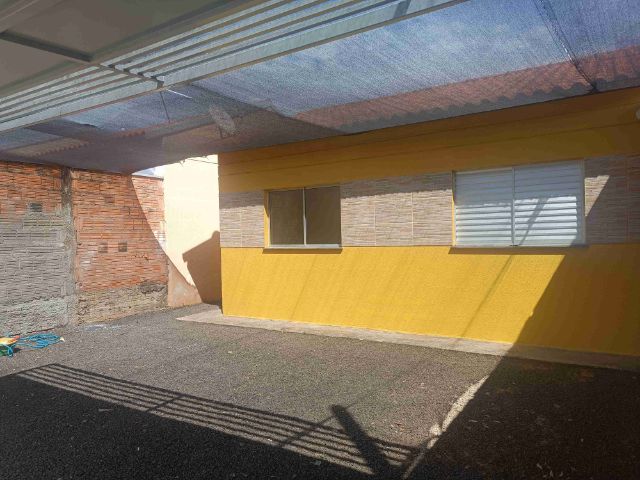 Casa com 187m² 2 quartos e 1 banheiro, para alugar, no bairro Residencial São Pedro em São Pedro