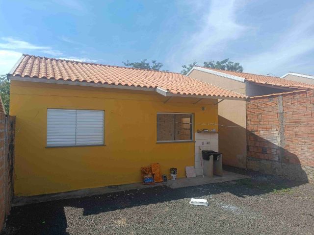 Casa com 187m² 2 quartos e 1 banheiro, para alugar, no bairro Residencial São Pedro em São Pedro