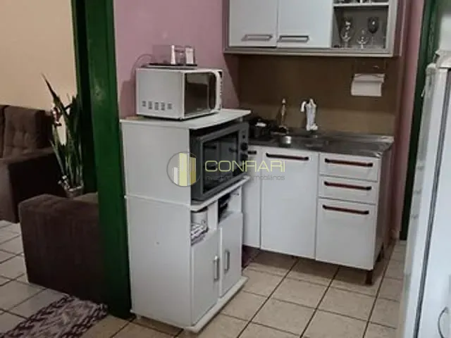 Casa com 178m², à venda, no bairro Meia Praia em Itapema