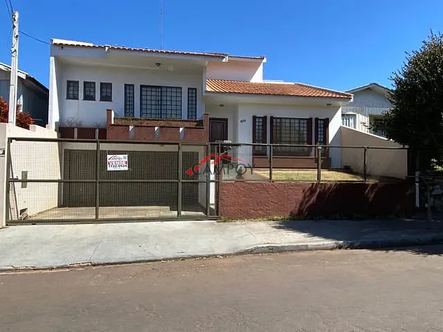 Casa com 396m² 3 quartos e 4 banheiros, à venda, no bairro JD .SAO PEDRO em Apucarana