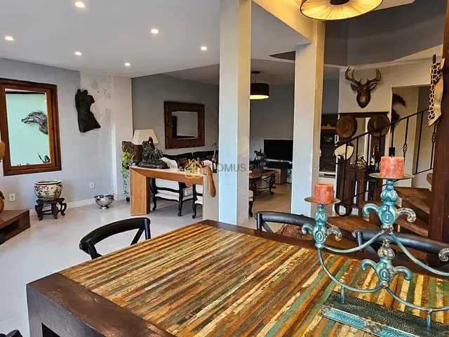 Casa com 480m² 5 quartos e 5 banheiros, à venda, no bairro Penedo em Penedo