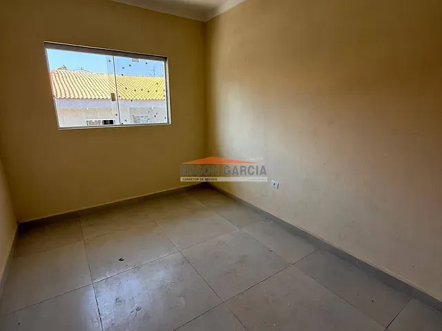 Casa 2 quartos e 1 banheiro, para alugar, no bairro Caguassu em Sorocaba