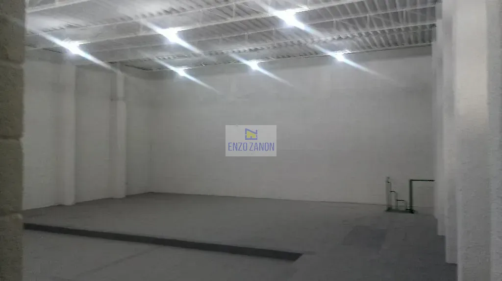 Casa, 1 quarto, 540 m² - Foto 2