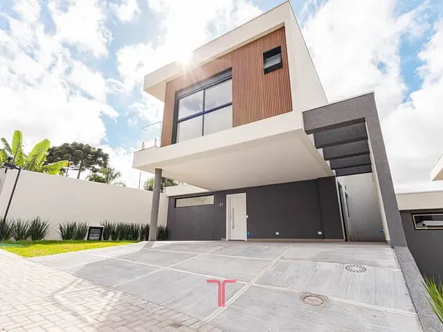 Casa com 312m² 4 quartos e 4 banheiros, à venda, no bairro Mercês em Curitiba