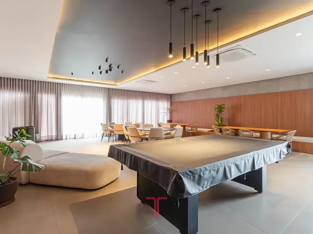 Casa com 312m² 4 quartos e 4 banheiros, à venda, no bairro Mercês em Curitiba