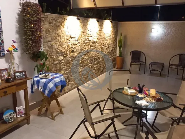 Casa com 322m² 3 quartos e 3 banheiros, à venda, no bairro Loteamento Jardim Morumbi em Atibaia