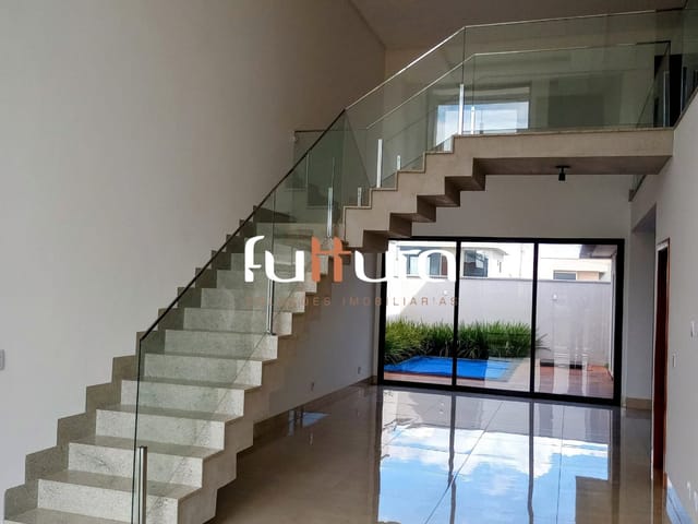 Casa com 300m² 4 quartos e 5 banheiros, para alugar, no bairro Jardins Bolonha em Senador Canedo