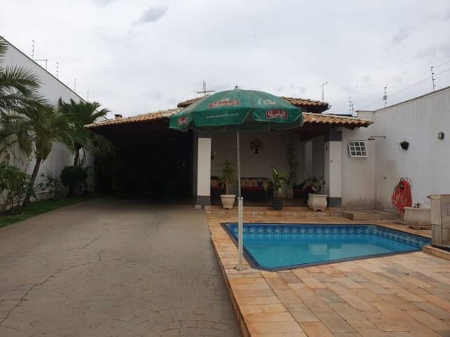 Casa com 420m² 3 quartos e 4 banheiros, à venda, no bairro Bosque da Saúde em Birigüi