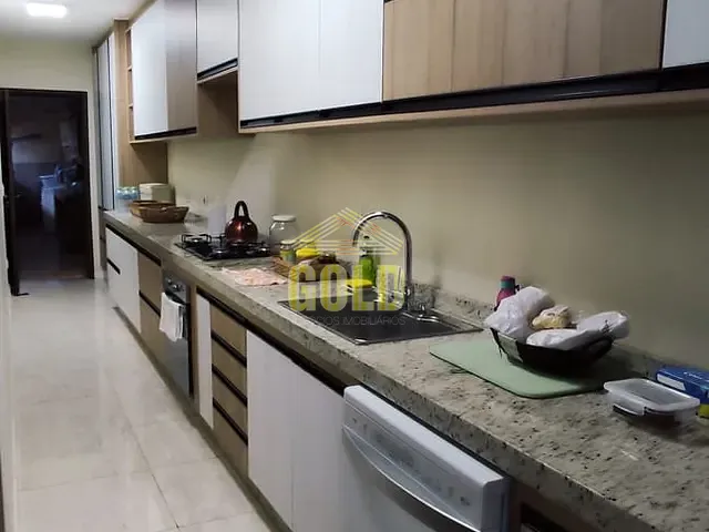 Casa 5 quartos e 5 banheiros, à venda, no bairro Waldemar Hauer em Londrina