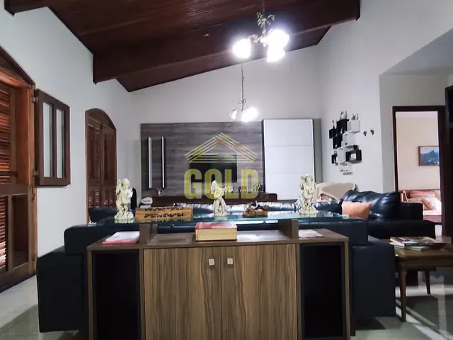 Casa 5 quartos e 5 banheiros, à venda, no bairro Waldemar Hauer em Londrina