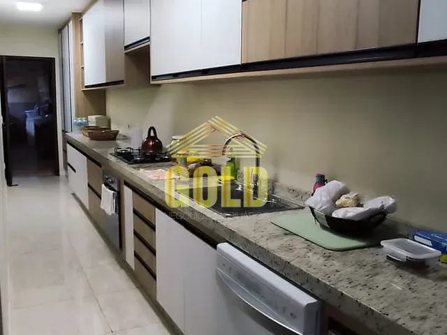 Casa 5 quartos e 5 banheiros, à venda, no bairro Waldemar Hauer em Londrina