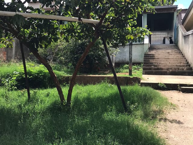 Casa com 250m² 1 quarto e 1 banheiro, à venda, no bairro Jardim Nova Esperança em Campinas