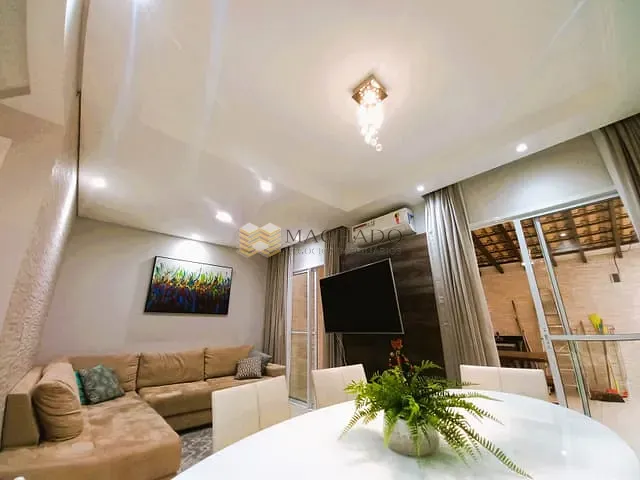 Casa com 120m² 3 quartos e 2 banheiros, à venda, no bairro Jardim Colônia em Jundiaí