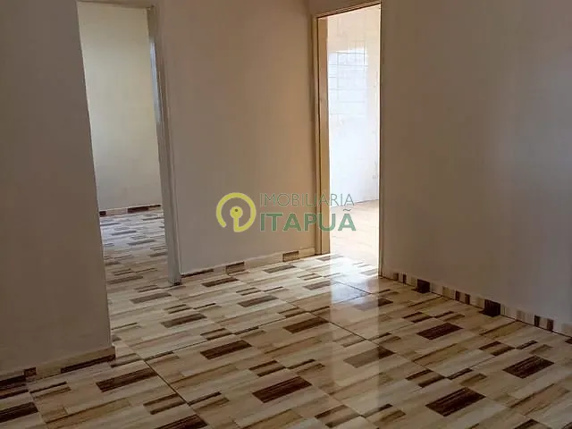 Casa com 200m² 3 quartos e 1 banheiro, à venda, no bairro Sebastião de Melo César em Londrina