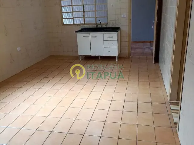 Casa com 200m² 3 quartos e 1 banheiro, à venda, no bairro Sebastião de Melo César em Londrina