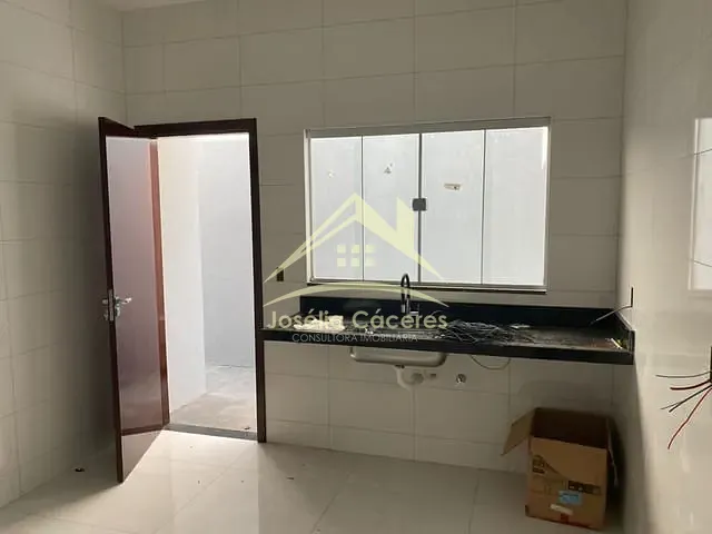 Casa com 216m² 3 quartos e 2 banheiros, à venda, no bairro Centro-Sul em Várzea Grande