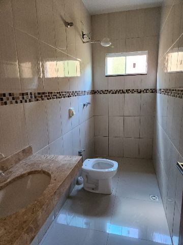 Casa 3 quartos e 2 banheiros, à venda, no bairro Parque Santa Rita em Goiânia