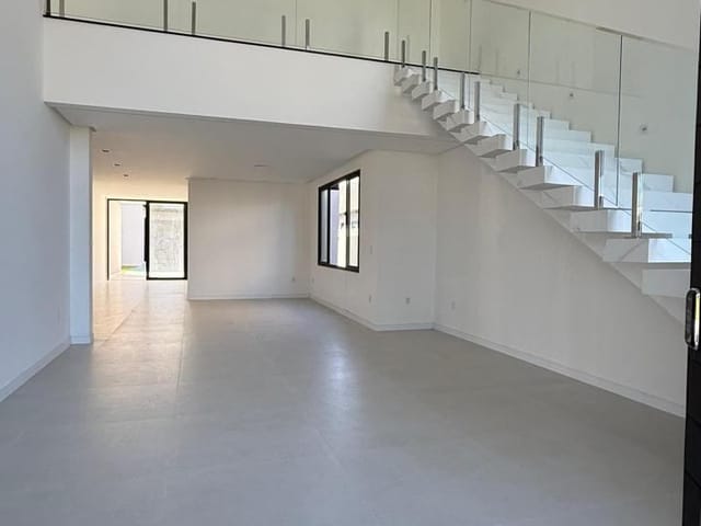 Casa com 836m² 4 quartos e 6 banheiros, à venda, no bairro Brisas de Atalaia em Barra dos Coqueiros
