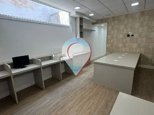 Casa à venda ou para alugar, no bairro Parque Residencial Eloy Chaves em Jundiaí