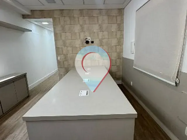 Casa à venda ou para alugar, no bairro Parque Residencial Eloy Chaves em Jundiaí