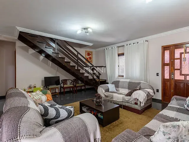 Casa 2 quartos e 3 banheiros, à venda, no bairro Guará I em Brasília