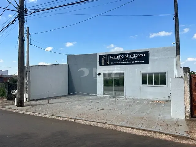Casa com 680m², à venda, no bairro Vila dos Lavradores em Botucatu