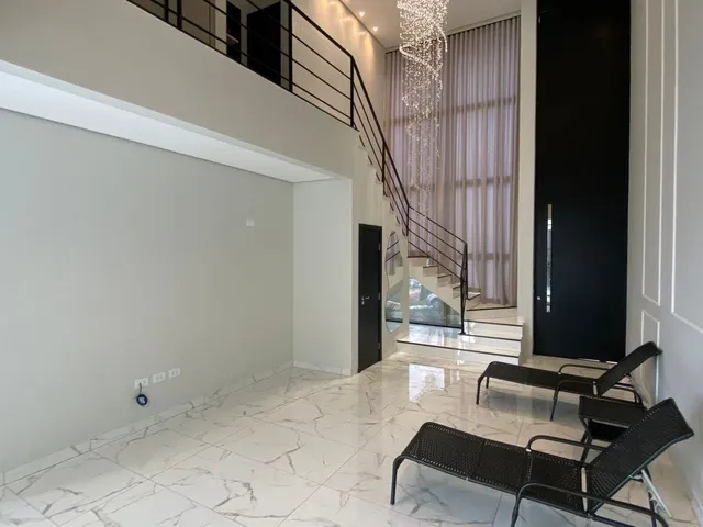 Casa com 200m² 4 quartos e 4 banheiros, à venda, no bairro Gleba Esperança em Londrina