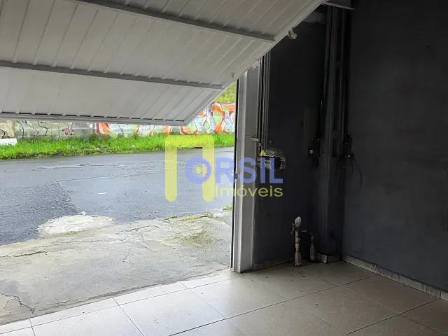 Casa com 150m² 2 quartos e 1 banheiro, para alugar, no bairro Vila Suissa em Mogi das Cruzes