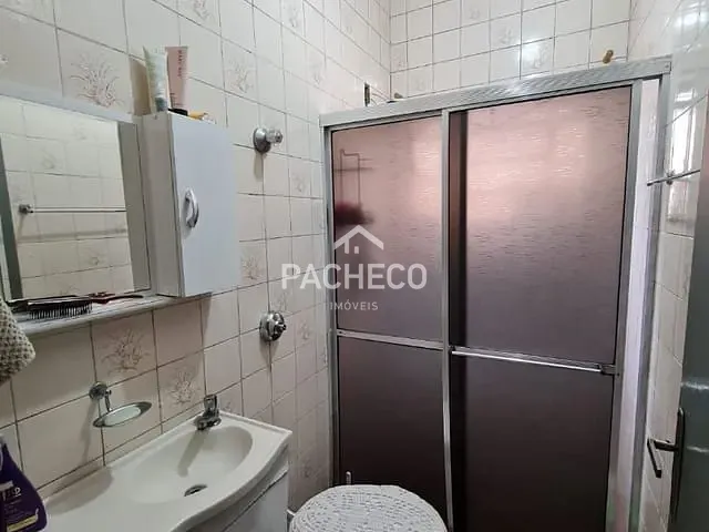 Casa com 250m² 3 quartos e 2 banheiros, à venda, no bairro Loteamento Planalto do Sol em Santa Bárbara D'Oeste