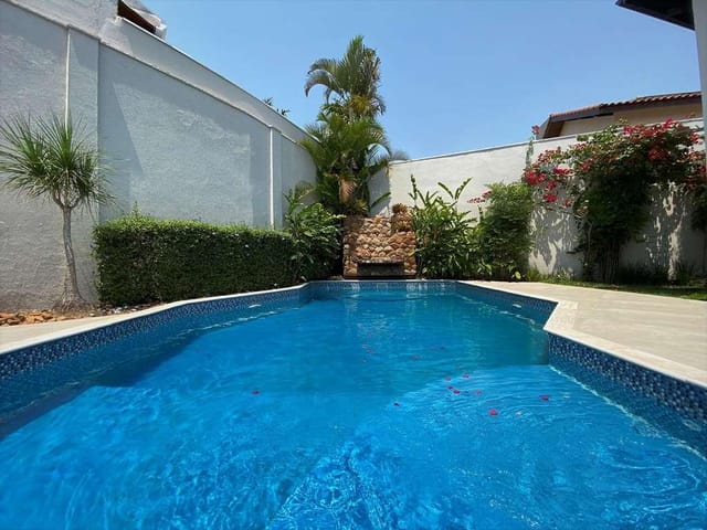 Casa com 730m² 3 quartos e 5 banheiros, à venda, no bairro São Paulo II em Cotia