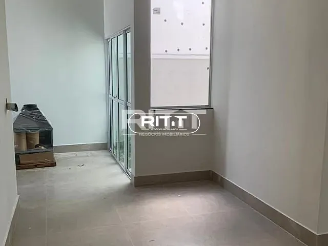 Casa com 200m² 3 quartos e 1 banheiro, à venda, no bairro Vila Monte Alegre em Paulínia